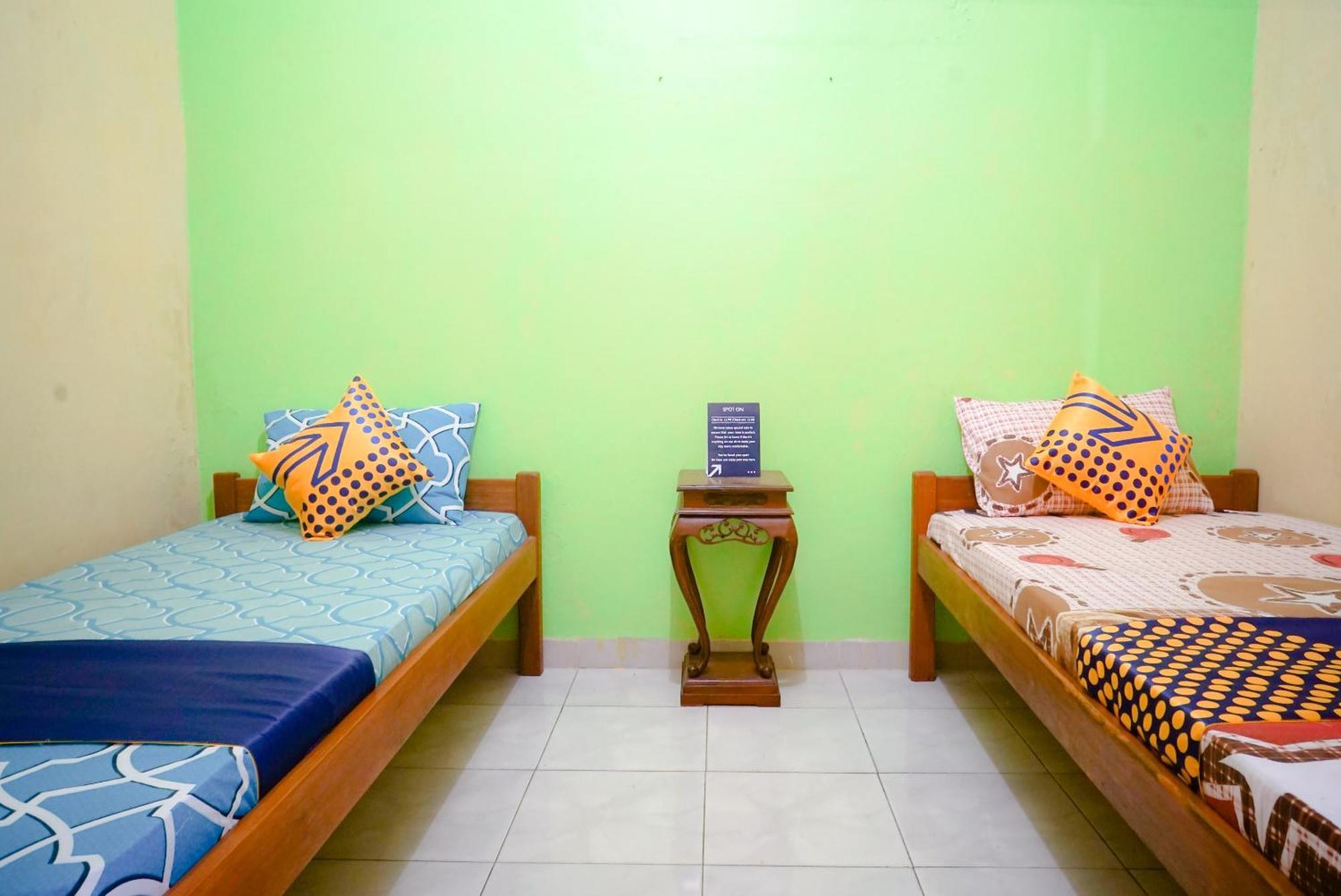 Oyo 2440 Wallet Family Residence Syariah Lumajang المظهر الخارجي الصورة